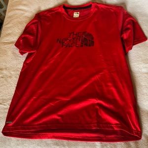Men’s The North Face vapor wick shirt